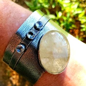 New Golden Rutile and White Topaz 925 Silver Cuff Bracelet.